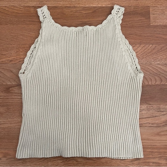 HOUSE OF HARLOW 1960 Tan Neutral Knit Crochet Cropped Tank Top Sz Medium - Picture 3 of 5